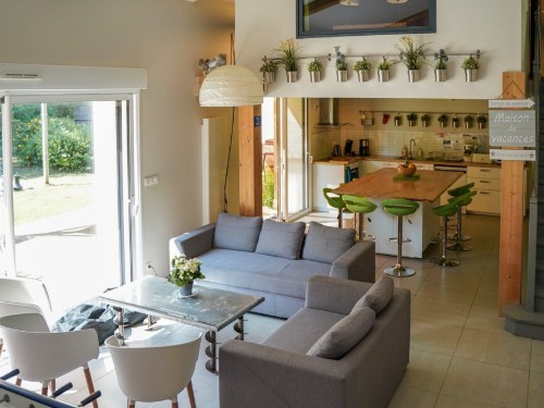 Holiday home - 11 persons -  - Le Petit Chateauroux - 17430 - Tonnay-Charente