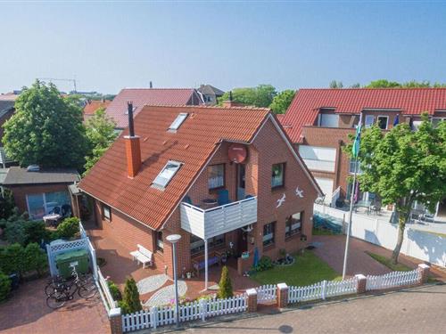 Holiday Home/Apartment - 4 persons -  - 26757 - Borkum