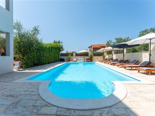 Holiday apartment - 4 persons -  - Ulica Petra Zrinjskog - Biograd-Pakostane - 23211 - Pakostane