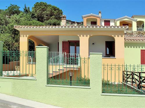 Holiday home - 4 persons -  - Via Ichnusa 17 (ex - Costa Rei - 09043 - Costa Rei Ca