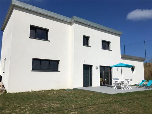 Holiday Home/Apartment - 9 persons -  - 568 rue des dentelles - 29250 - Santec