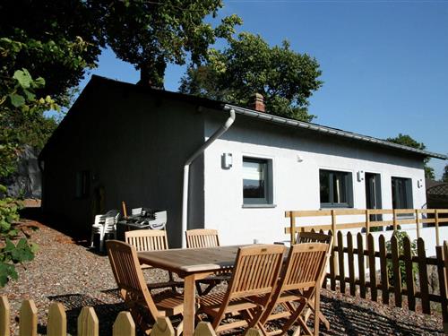 Holiday Home/Apartment - 6 persons -  - 4960 - Malmedy