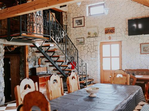 Sommerhus - 8 personer -  - Gospic - 53000 - Gospic