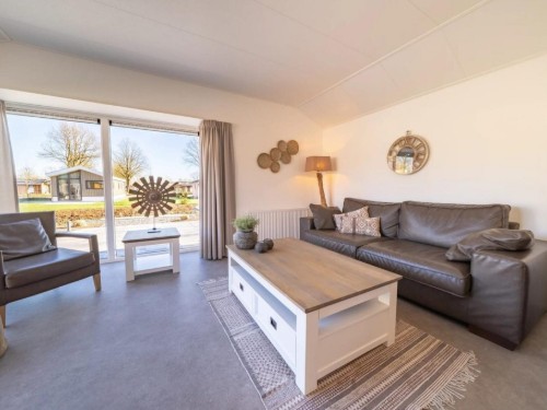 Chalet - 6 personen -  - 5171RC - Kaatsheuvel
