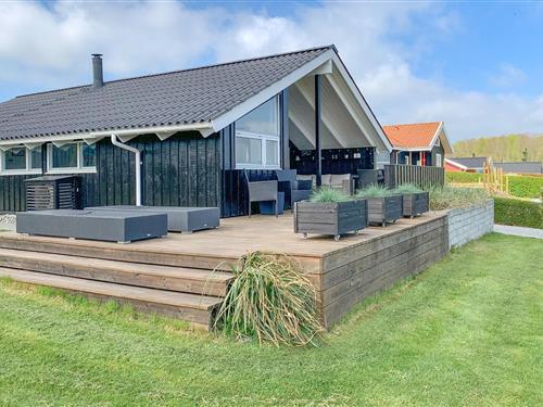 Sommerhus - 6 personer -  - Hvedemarken - Grønninghoved - 6093 - Sjølund