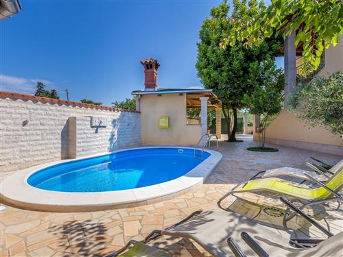 Holiday home - 12 persons -  - Pula/Vodnjan - 0