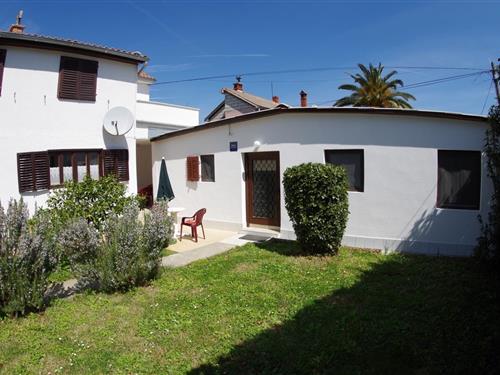 Holiday Home/Apartment - 4 persons -  - Runke - 52203 - Premantura