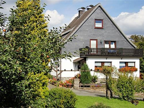 Holiday Home/Apartment - 4 persons -  - 59955 - Winterberg