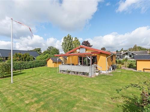 Sommerhus - 4 personer -  - Hybenvænget - Hejlsminde - 6094 - Hejls