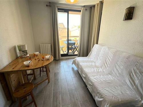 Holiday Home/Apartment - 4 persons -  - 83140 - Six Fours Les Plages