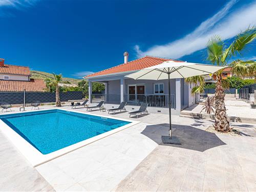 Feriehus - 6 personer -  - Put Karadusica - Trogir-Plano - 21220 - Trogir