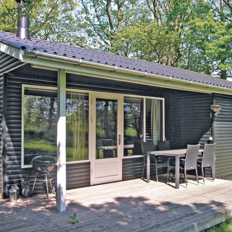 Sommerhus - 4 personer -  - Holmegårdsvej - Sorthat - 3700 - Rønne