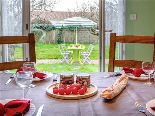 Holiday home - 4 persons -  - Les Moutiers-En-Retz - 44760