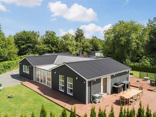 Sommerhus - 8 personer -  - Sneppevej - Marielyst - 4873 - Væggerløse