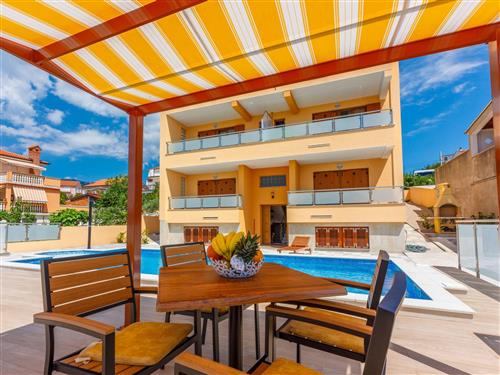 Holiday apartment - 4 persons -  - Novi Vinodolski - 51250