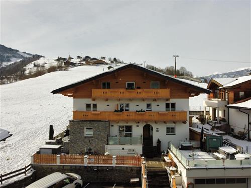 Holiday Home/Apartment - 2 persons -  - Kirchgasse - 5710 - Kaprun