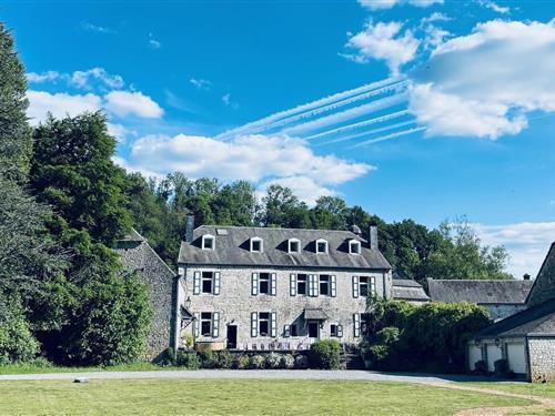 Slot / Borg - 32 personer -  - 4190 - Ferrieres