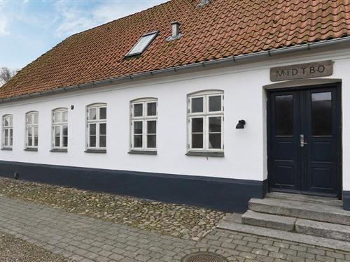 Ferielejlighed - 5 personer -  - Favrskovvej - Lindknud - 6650 - Brørup