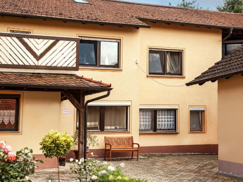 Semesterlägenhet - 3 personer -  - Hohnhausen 1 - 97496 - Burgpreppach