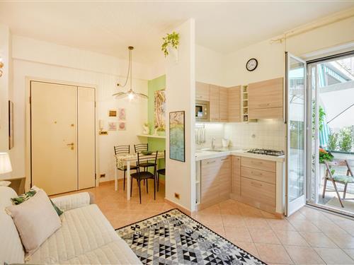 Holiday Home/Apartment - 4 persons -  - Santorre de Rossi di - 16167 - Nervi