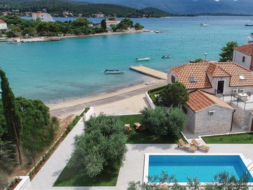 Holiday home - 6 persons -  - Mirce - Peljesac-Loviste - 20269 - Loviste