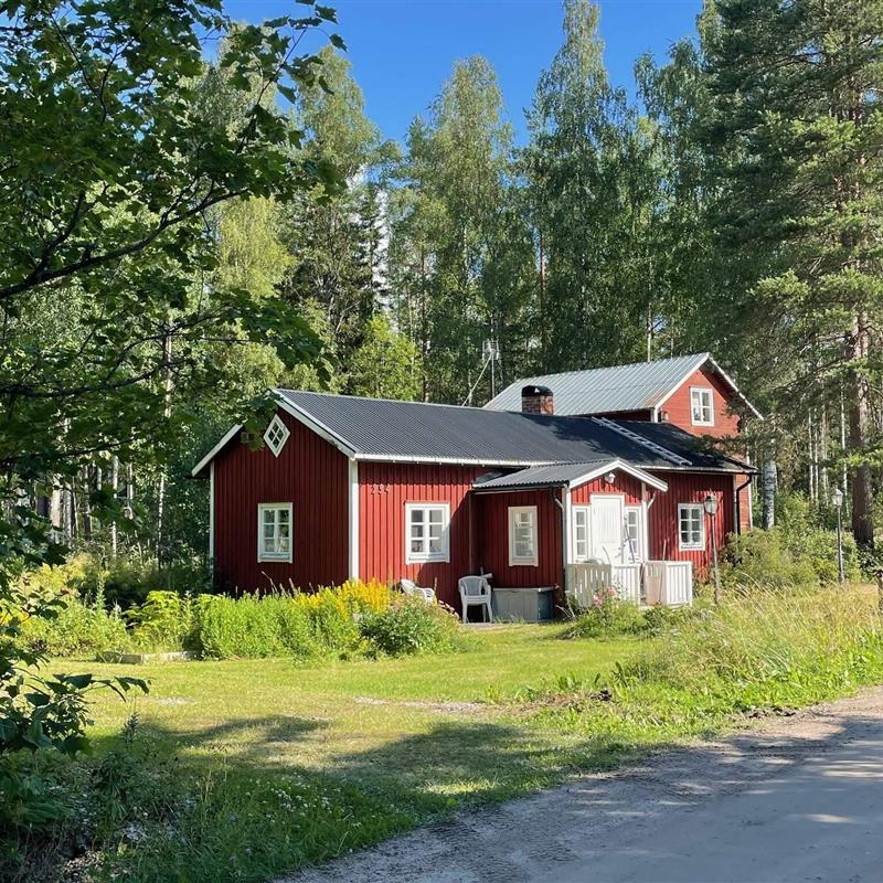  - 6 personer -  - Bjåsta - Hälsingland - 82951 - Bergsjö