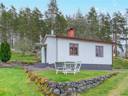 Fritidshus - 6 personer -  - Mulestad Fredriksberg - Gamleby/Västervik Horn - 594 94 - Odensvi