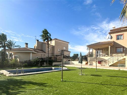 Holiday home - 6 persons -  - C/ Rio Andarax - 04620 - Vera