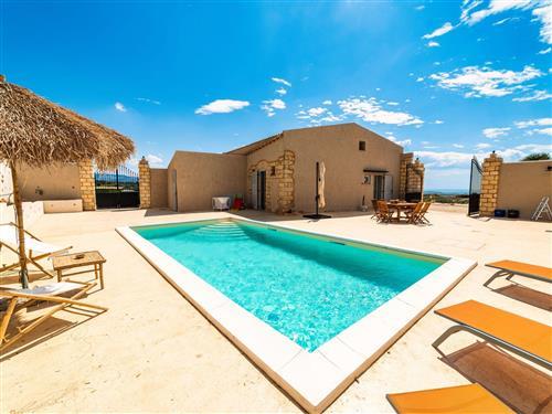 Sommerhus - 7 personer -  - Menfi - 92013