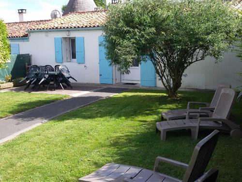 Holiday Home/Apartment - 6 persons -  - 10 rue des Fauberts - 17120 - Arces