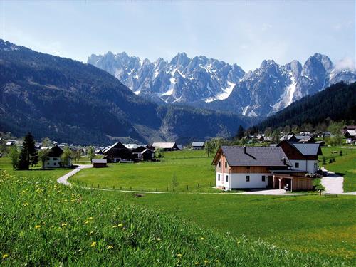 Holiday apartment - 3 persons -  - Kirchenstraße - 4824 - Gosau