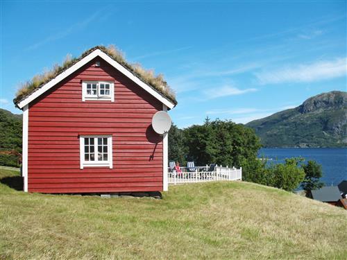 Holiday Home/Apartment - 3 persons -  - Atløy - 6985