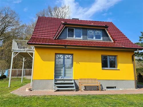 Holiday Home/Apartment - 3 persons -  - Uhlenflucht - 18356 - Barth