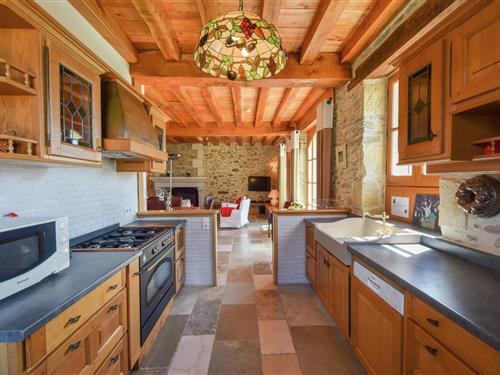 Villa - 10 persons -  - 24160 - St. Medard D'excideuil