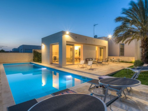 Holiday home - 6 persons -  - 97100 - Marina Di Ragusa