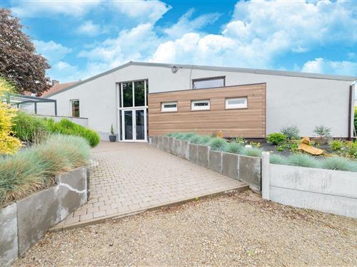 Feriehus - 8 personer -  - 5353 - Goesnes