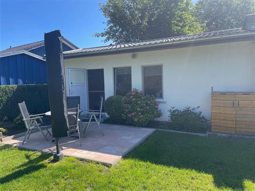 Ferielejlighed - 3 personer -  - ruhige und naturnahe Lage, 300 m zum Strand - 18573 - Altefähr