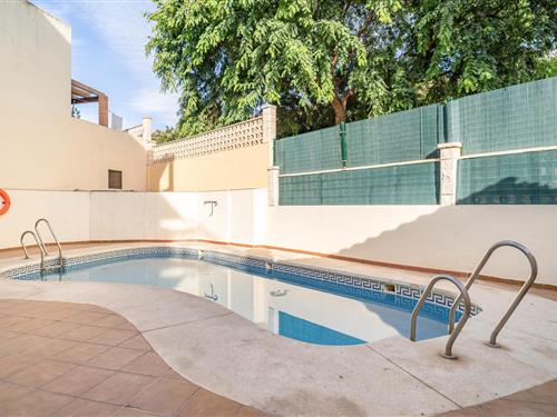 Holiday apartment - 4 persons -  - C/ Los Girasoles 2 Blq - 29630 - Benalmadena