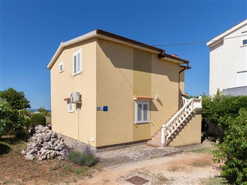 Holiday apartment - 6 persons -  - Privlaka - 23233