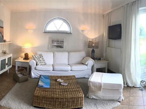 Feriehus - 4 personer -  - Dorfstr - 25836 - Welt