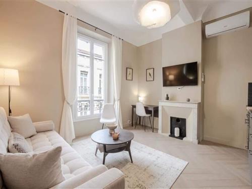 Holiday apartment - 3 persons -  - 06400 - Cannes