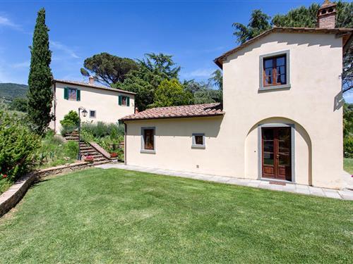 Holiday home - 14 persons -  - C.S. Cegliolo - 52044 - Cortona