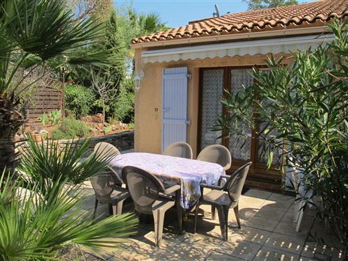 Feriehus / leilighet - 5 personer -  - La Motte En Provence - 83920