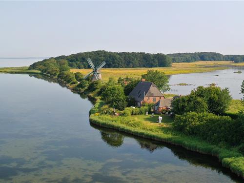 Semesterhus/Semesterlägenhet - 2 personer -  - Beveroe - 24395 - Nieby