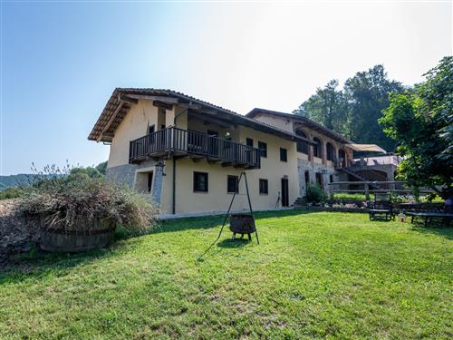 Ferienhaus - 8 Personen -  - Somano - 12060