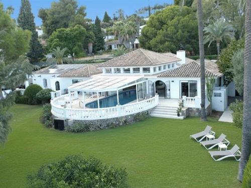 Holiday home - 16 persons -  - 29639 - Benalmádena