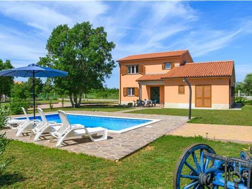 Holiday home - 7 persons -  - Kapelica - 52220 - Labin