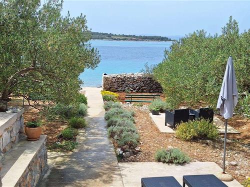 Holiday home - 5 persons -  - Druce - 23212 - Druce