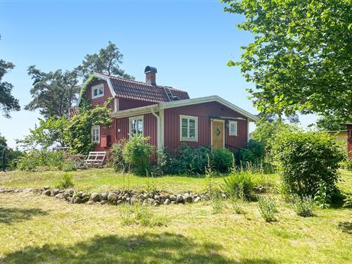 Holiday home - 5 persons -  - Bollarebacken - Rockneby/Revsudden - 380 30 - Kalmar