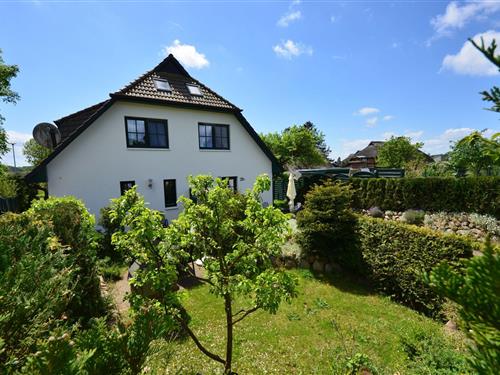 Holiday Home/Apartment - 6 persons -  - Boddenstraße - 18586 - Groß Zicker